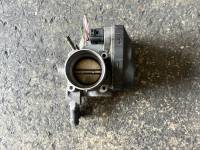 VW GAZ KELEBEĞİ PASSAT AUDI A4  ALZ 1.6 - Motor Parçaları